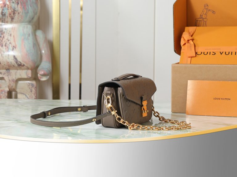 Monogram Pochette Metis East West Handbag M25910 in Smoke - Image 2