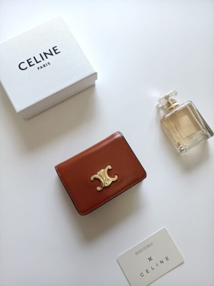 Triomphe Card Holder 10K623