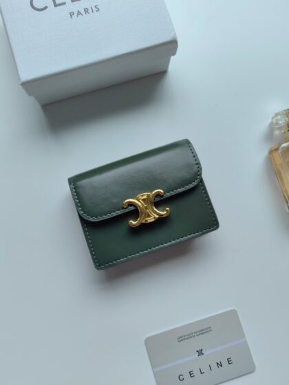 Triomphe Card Holder 10N063