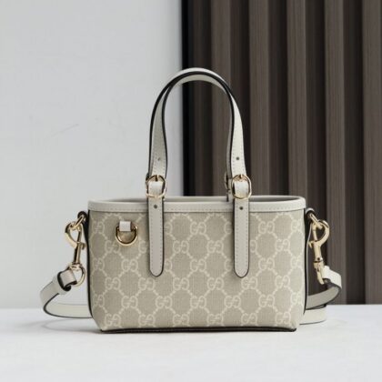 Horsebit Emblem Handbag 855491 in Brown