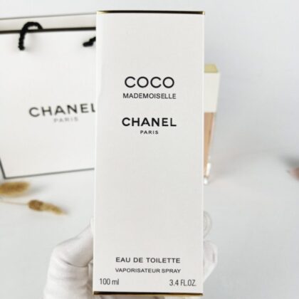 Classic Floral Perfume