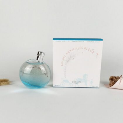 Citrus Woody Perfume in Blue