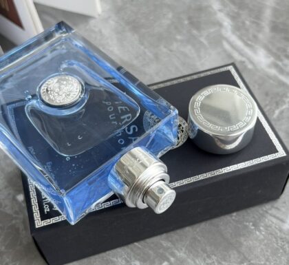 Medusa Perfume in Blue