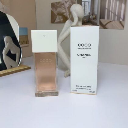 Classic Floral Perfume