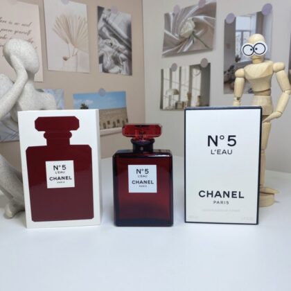 Classic Floral Perfume