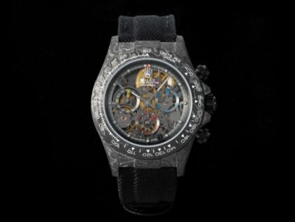 Watch in Black
