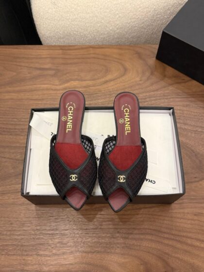 Quilted Shoes in Black