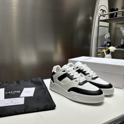 Triomphe Shoes