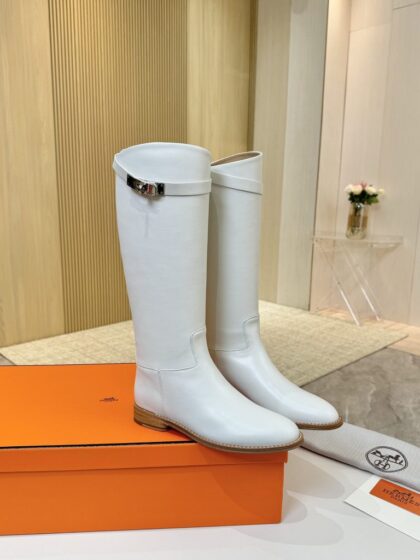 H-Pattern Shoes in White