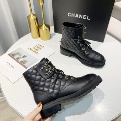 Quilted Shoes in Black
