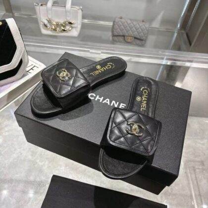Quilted Shoes in Black