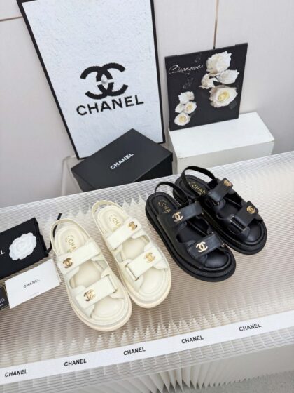 Sandals in Black