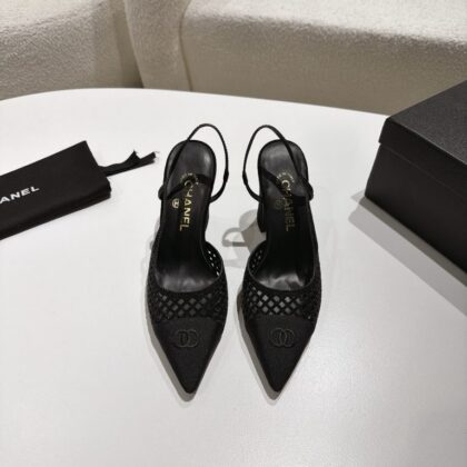 Sandals in Black