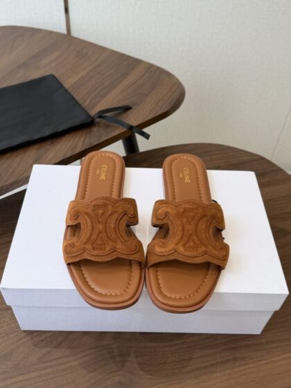 Triomphe Sandals