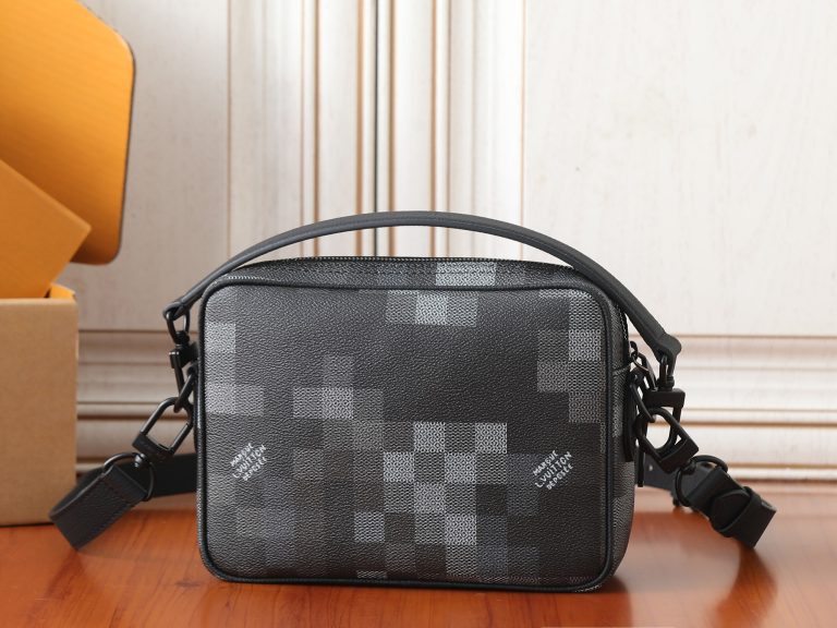 Monogram Messenger Bag M14988 in Black - Image 3