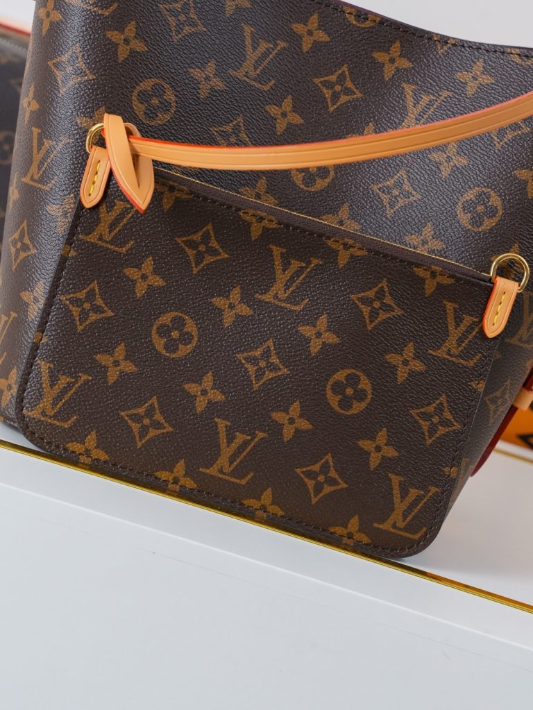Monogram Shoulder Bag M29628 - Image 9