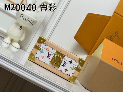 Monogram Handbag M27834