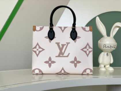Monogram Tote Bag M46912