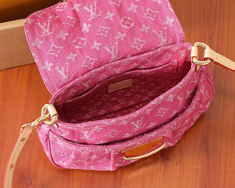 Monogram Shoulder Bag M28291 in Denim - Image 8