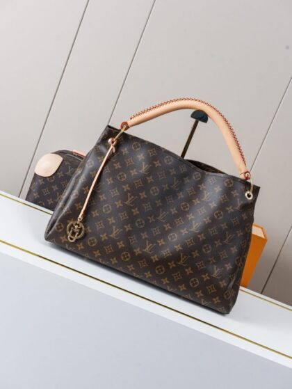 Monogram Handbag M40249