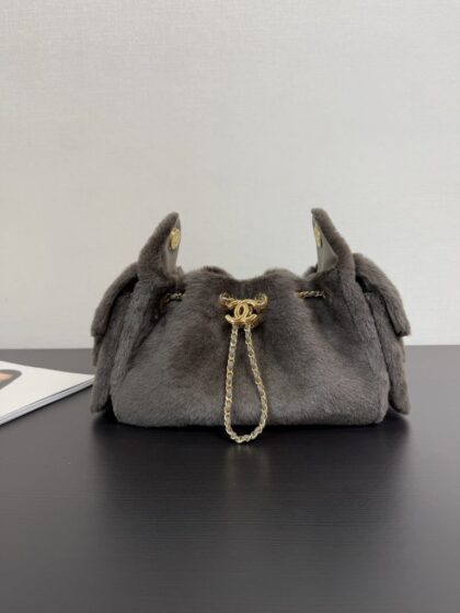 Bag 1228696704