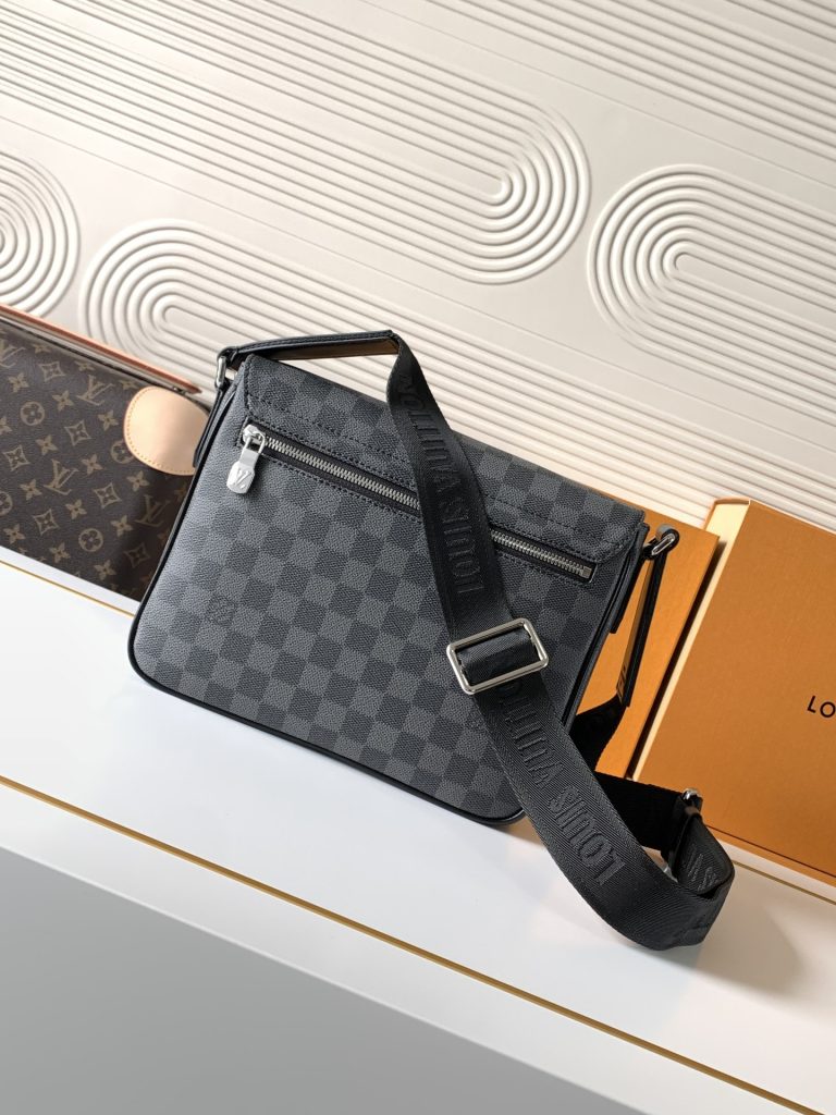 Monogram Messenger Bag M42710 - Image 3