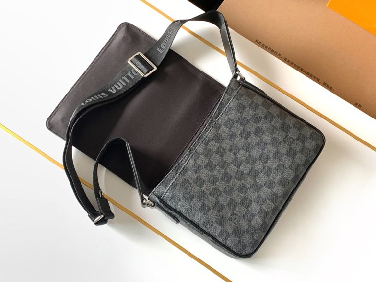 Monogram Messenger Bag M42710 - Image 7