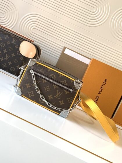 Monogram Handbag M12767