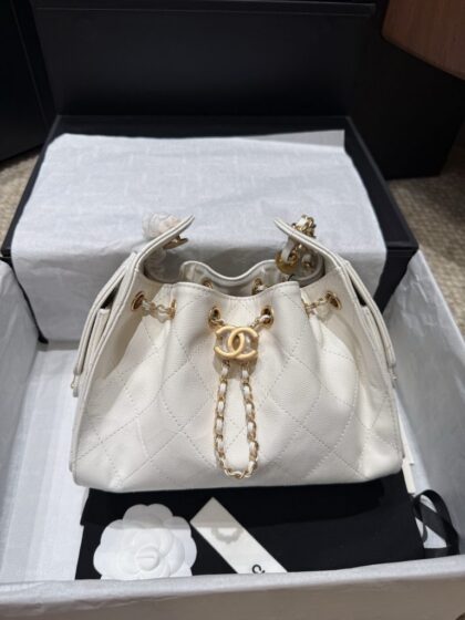 Bag in White