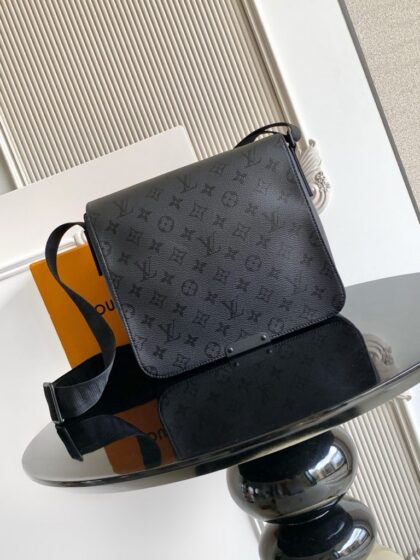 Messenger Bag M2A195