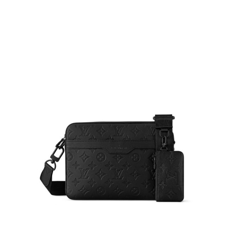Monogram Messenger Bag M46602 in Black