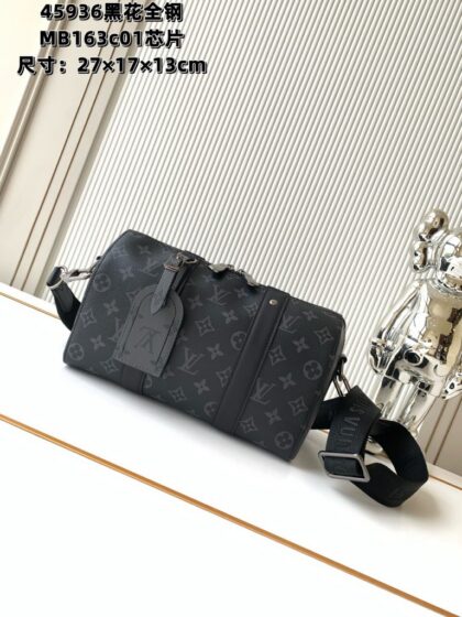 Monogram Handbag M45936