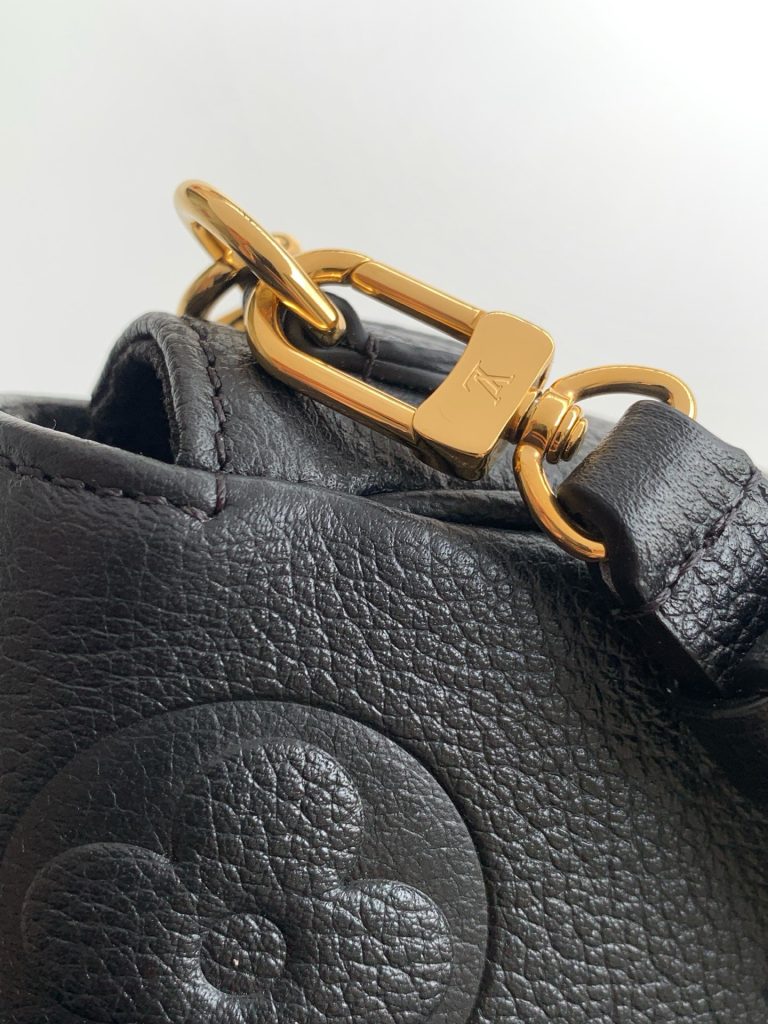 Monogram Shoulder Bag M82154 in Black - Image 6