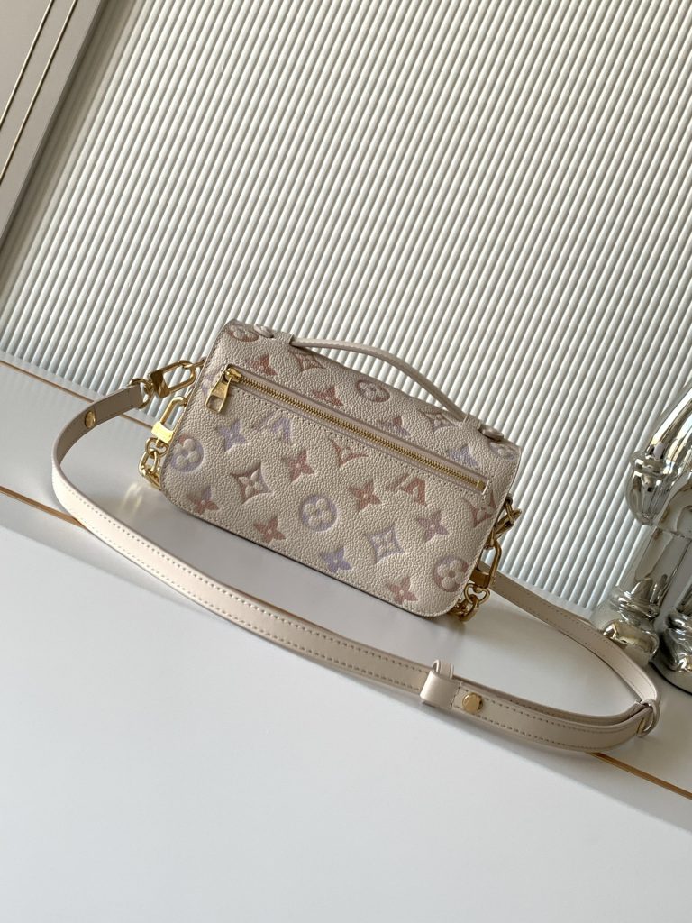 Monogram Pochette Metis East West Handbag M25682 - Image 3