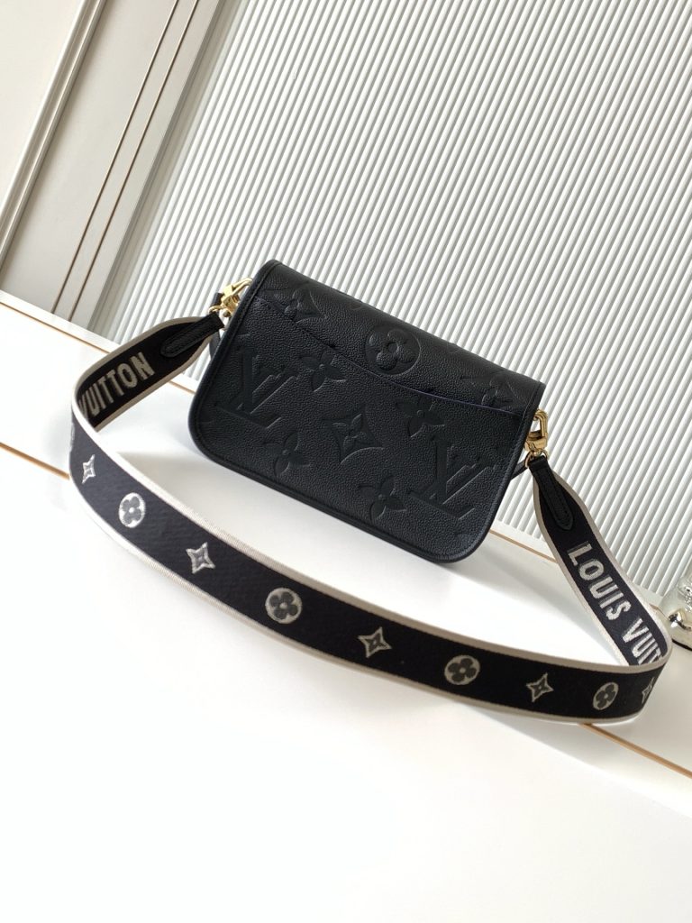 Monogram Handbag M46386 in Black - Image 3