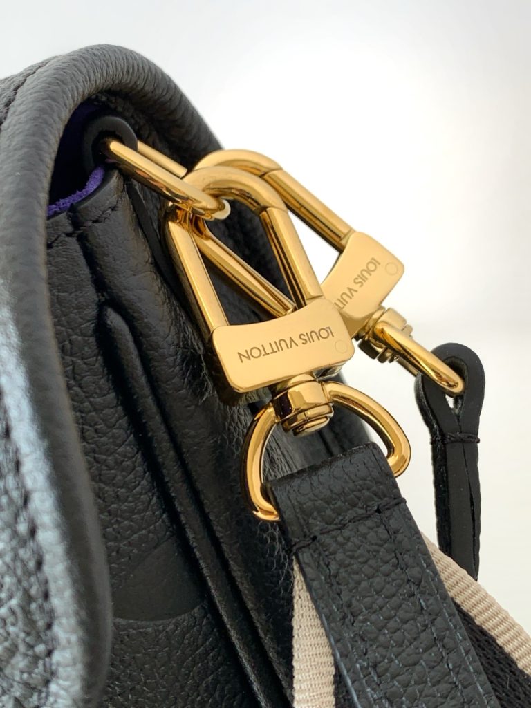 Monogram Handbag M46386 in Black - Image 6