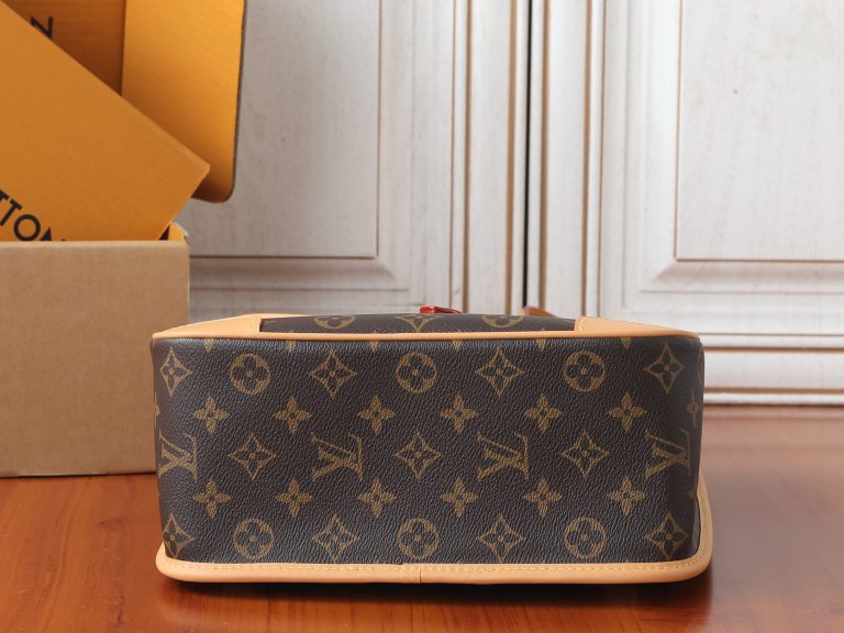 Monogram Shoulder Bag M29631 - Image 7