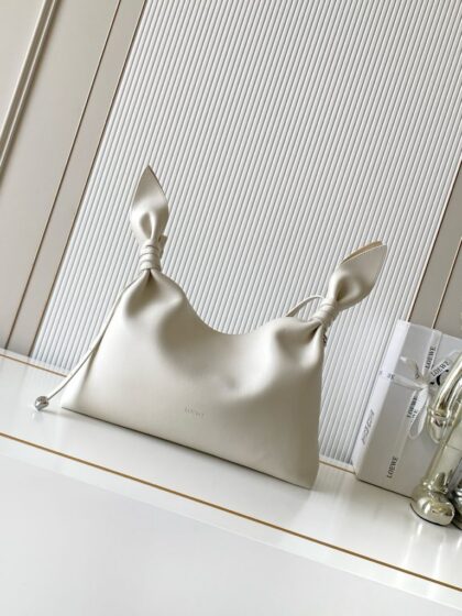 Shoulder Bag 9186 in White