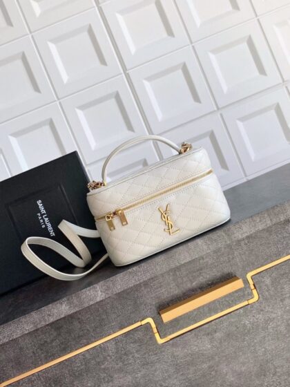 Card Holder 766731 in White