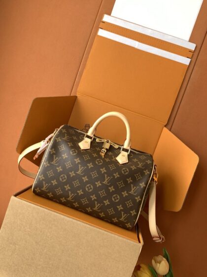 Monogram Handbag M46980