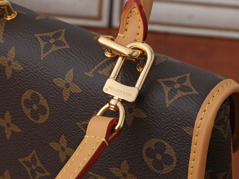 Monogram Shoulder Bag M29766 - Image 5