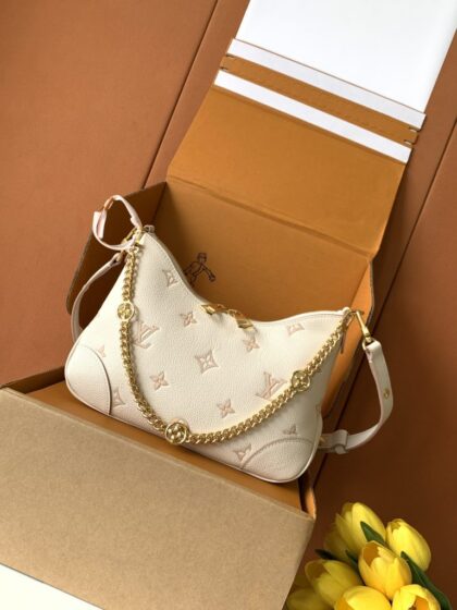 Monogram Handbag M14634 in White