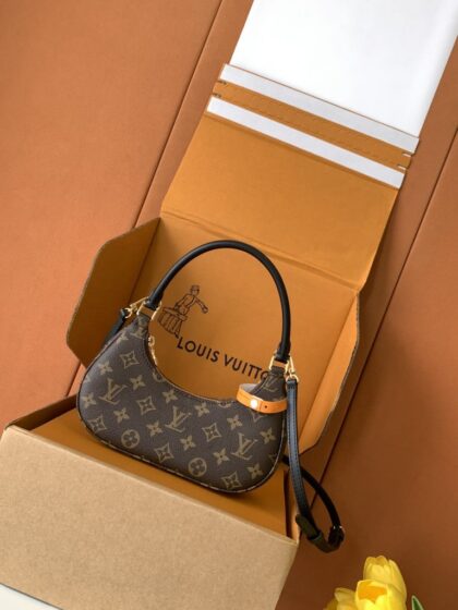 Monogram Handbag M25223