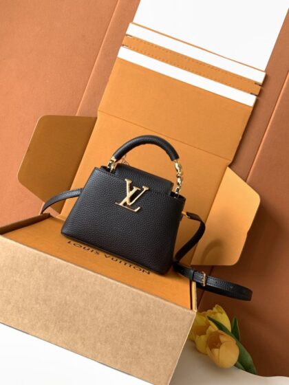 Monogram Handbag M23943 in Black