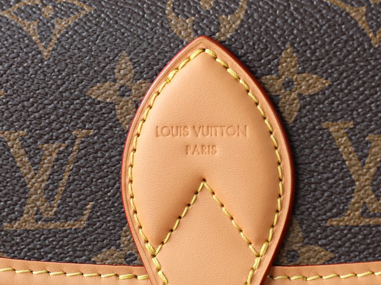 Monogram Shoulder Bag M29766 - Image 4
