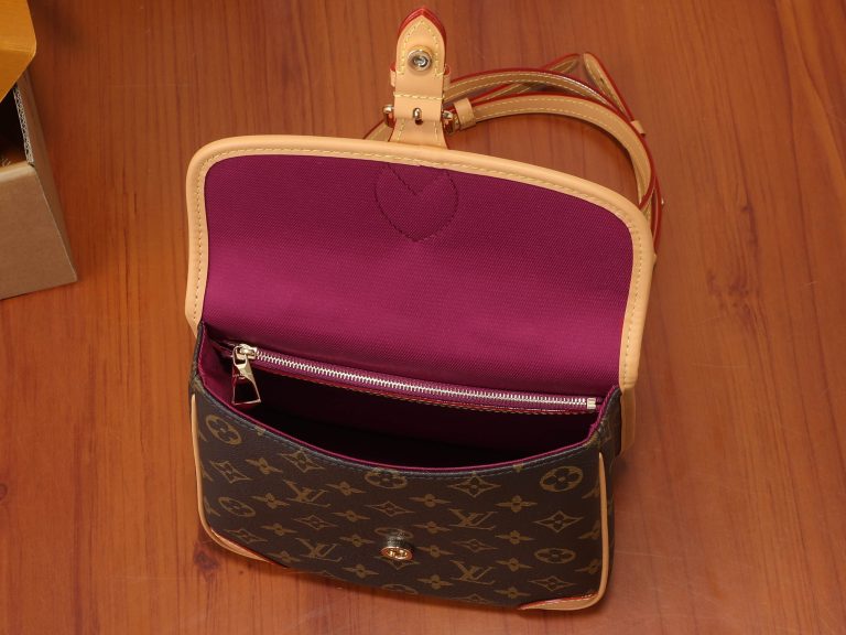 Monogram Shoulder Bag M29766 - Image 8