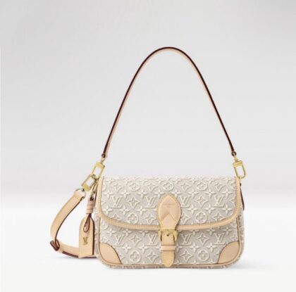 Monogram Handbag M29795 in Grey