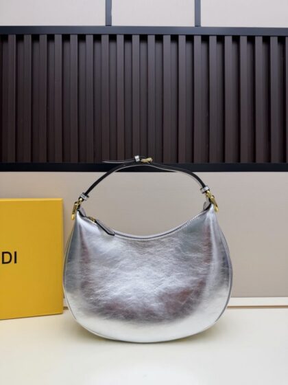 FF Pattern Handbag 88048