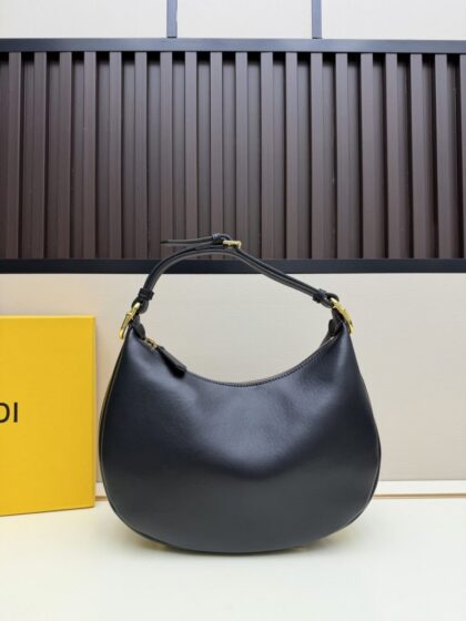 FF Pattern Handbag 88048
