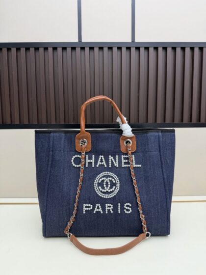 Quilted Shoulder Bag